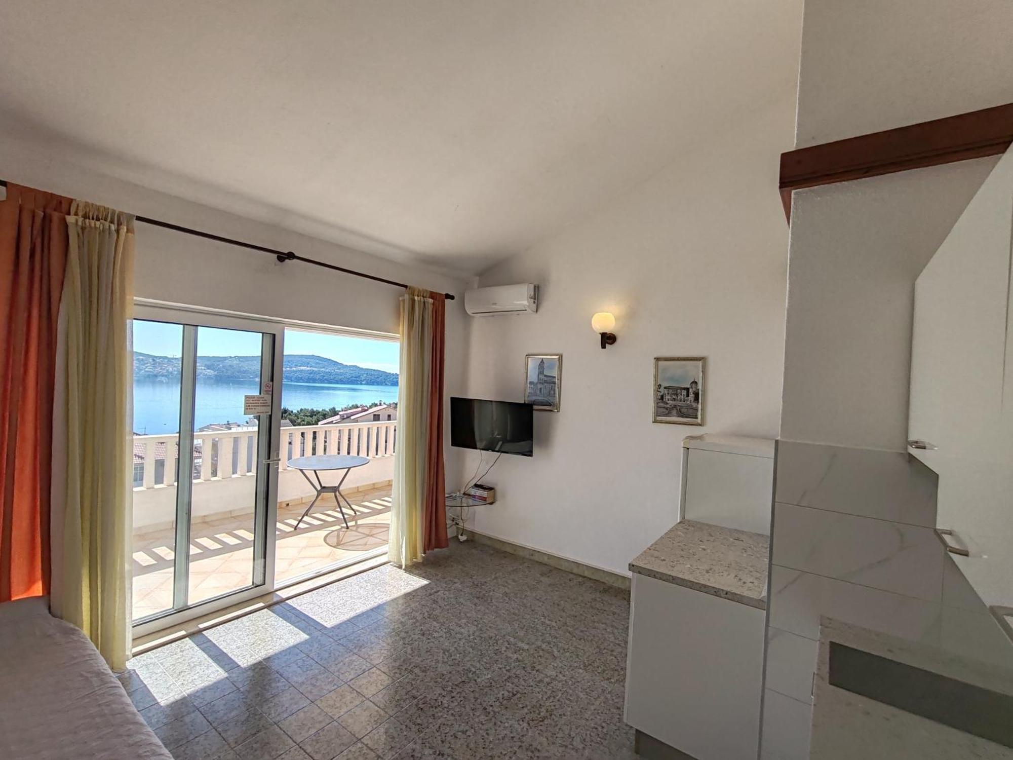 Apartment Julio Trogir Exteriör bild